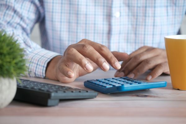Découvrez les astuces pour un calcul optimal du salaire brut net